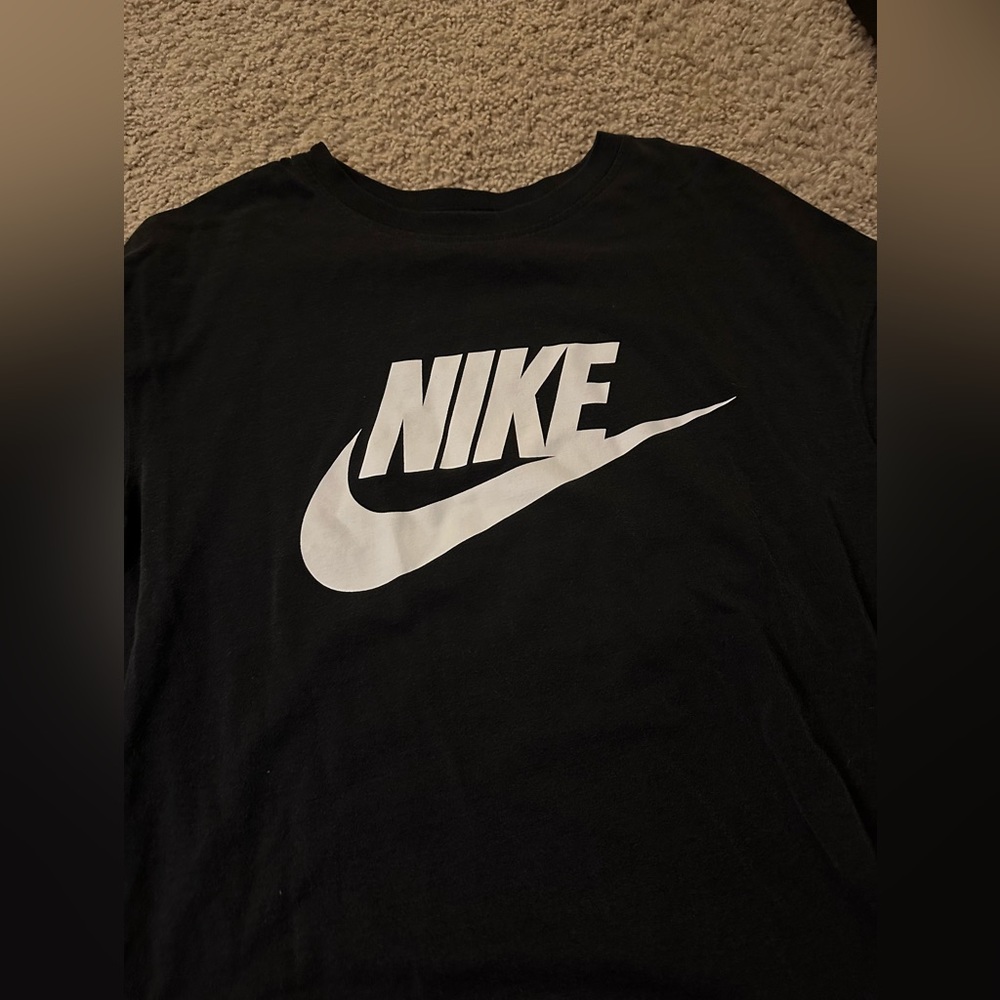 Nike tee shirt